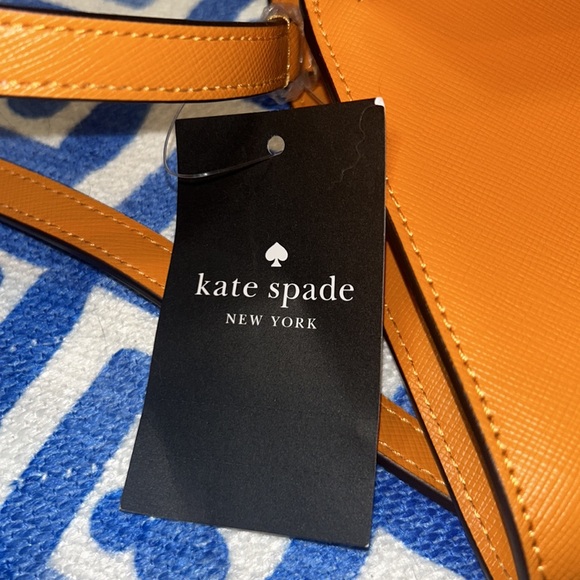 Kate Spade ♠️ perry saffiano leather wallet NWT - Picture 5 of 5